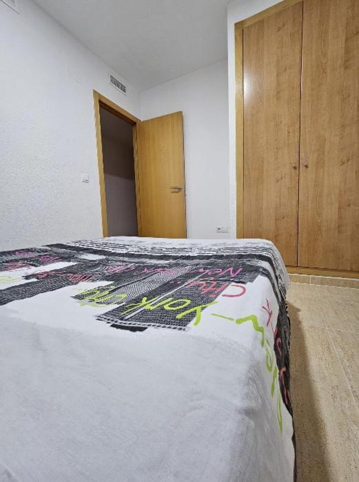 Habitacion En Piso Compartido Cerca De Playa Apartment Xilxes  Exterior photo